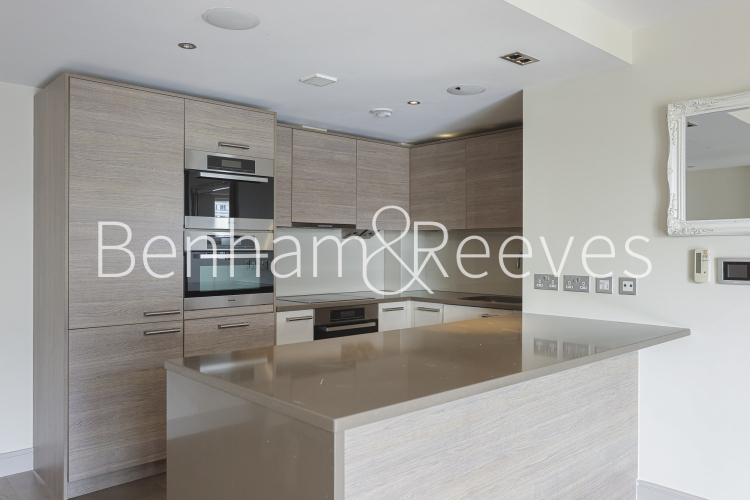 2 bedrooms flat to rent in Park Street, Fulham, SW6-image 2