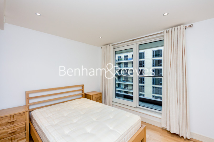3  bedrooms flat to rent in Lensbury Avenue, Fulham, SW6-image 8