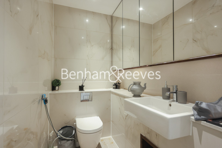 4  bedrooms flat to rent in Central Avenue, Fulham, SW6-image 4