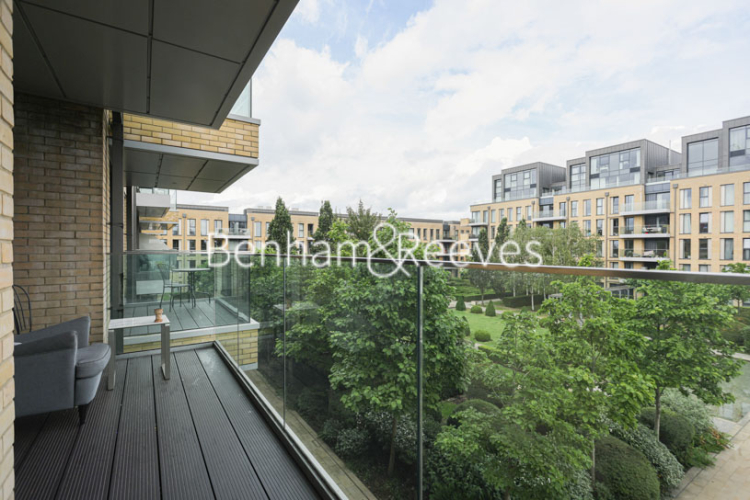4  bedrooms flat to rent in Central Avenue, Fulham, SW6-image 5