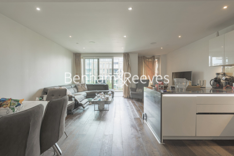 4  bedrooms flat to rent in Central Avenue, Fulham, SW6-image 16