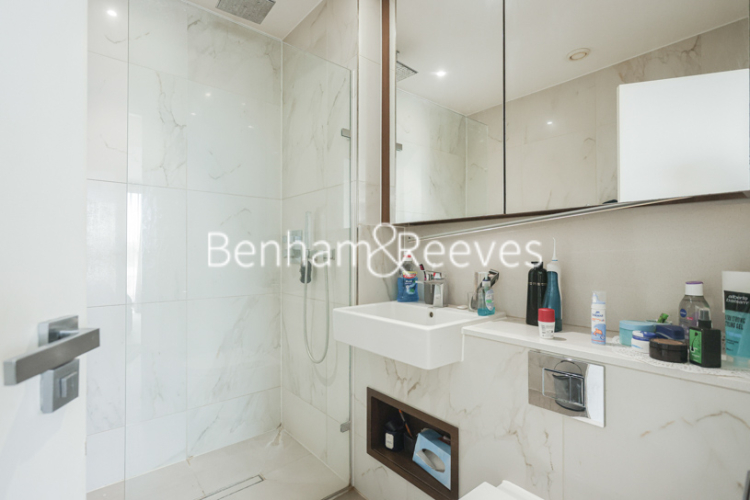 4  bedrooms flat to rent in Central Avenue, Fulham, SW6-image 19