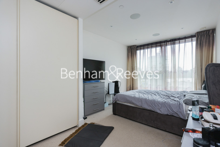 4  bedrooms flat to rent in Central Avenue, Fulham, SW6-image 24