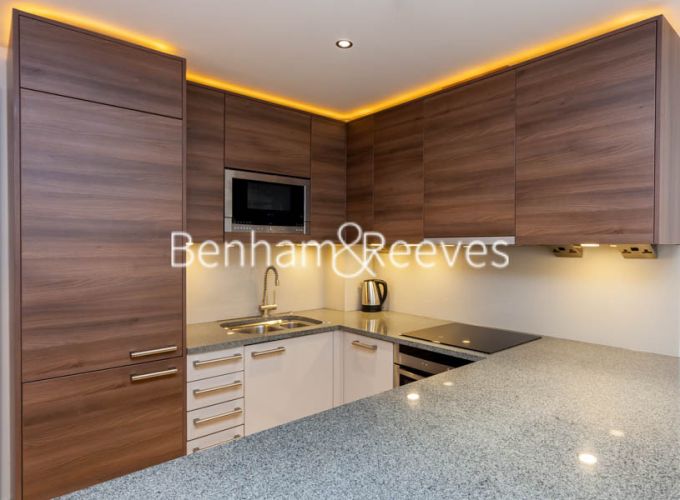 Studio flat to rent in Townmead Road, Imperial Wharf, SW6-image 2