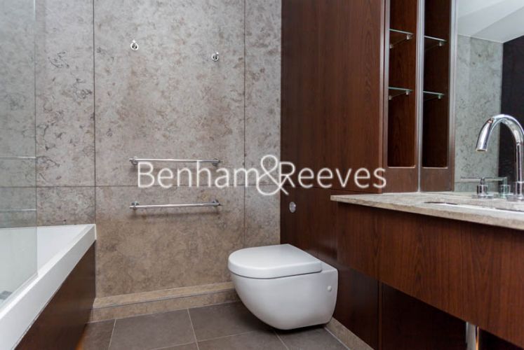 Studio flat to rent in Townmead Road, Imperial Wharf, SW6-image 4