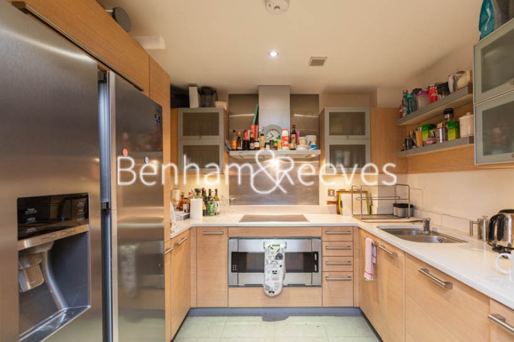 2 bedrooms flat to rent in Fountain House, Imperial Wharf, SW6-image 2