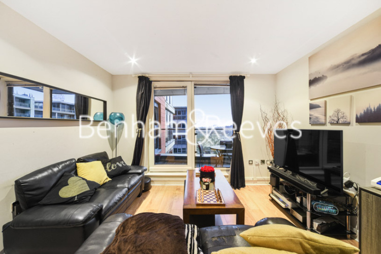 2  bedrooms flat to rent in Fountain House,Boulevard, SW6-image 8