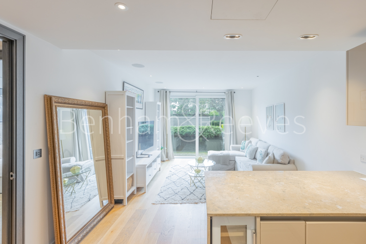 1 bedroom flat to rent in Thurstan Street, Imperial Wharf, SW6-image 13