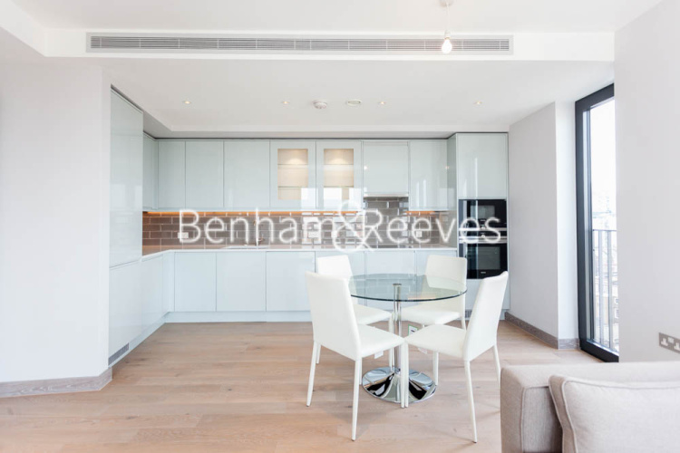 3  bedrooms flat to rent in Cummings House, Wandsworth, SW18-image 2