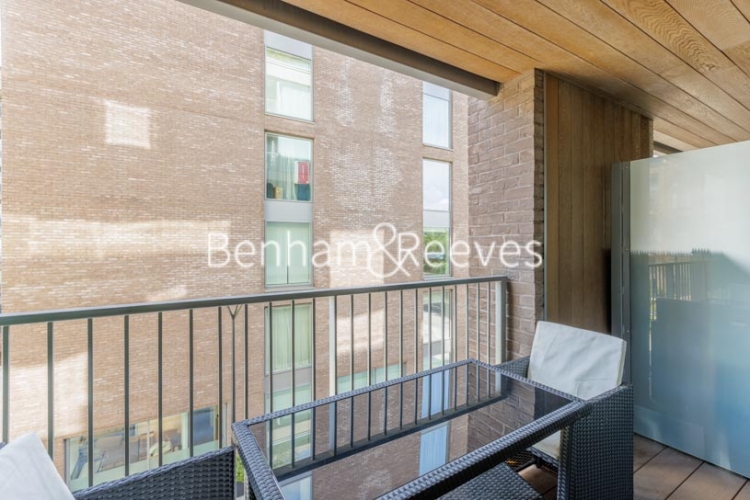 1  bedroom flat to rent in Lockside House, Thurstan Street, SW6-image 5