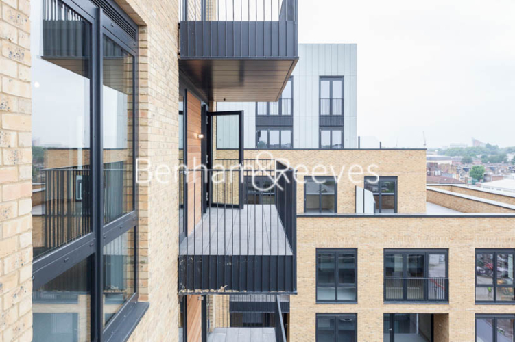 3  bedrooms flat to rent in Ram Quarter, Wandsworth, SW18-image 19