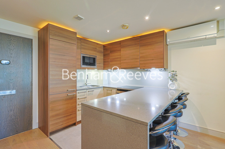 Studio flat to rent in Townmead Road, Imperial Wharf, SW6-image 7