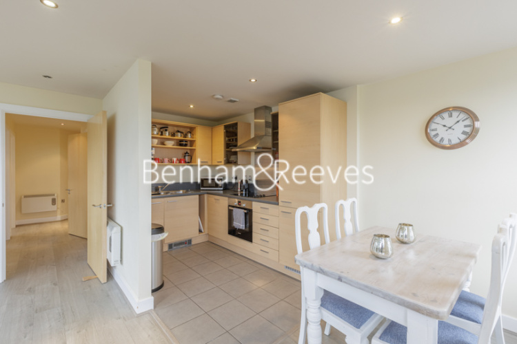 2  bedrooms flat to rent in Townmead Road, Imperial Wharf, SW6-image 7