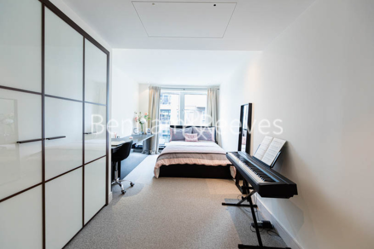 2  bedrooms flat to rent in Park Street, Chelsea Creek, SW6-image 23