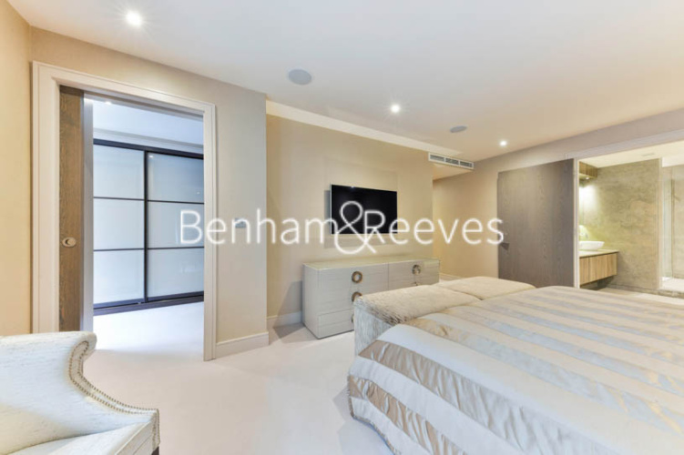 3  bedrooms flat to rent in Park Street, Chelsea Creek, SW6-image 16
