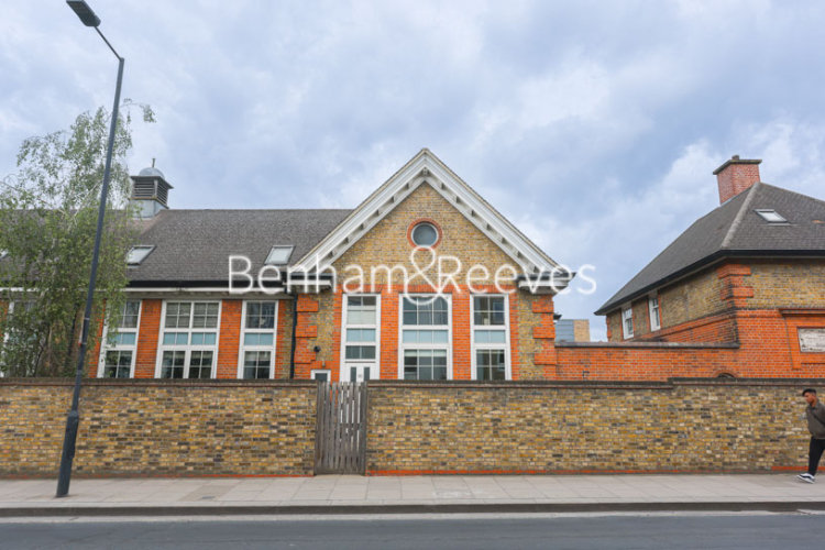 2  bedrooms flat to rent in Townmead Road, Imperial Wharf, SW6-image 5