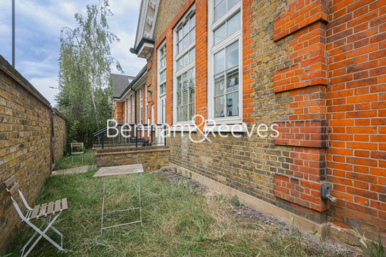 2  bedrooms flat to rent in Townmead Road, Imperial Wharf, SW6-image 11