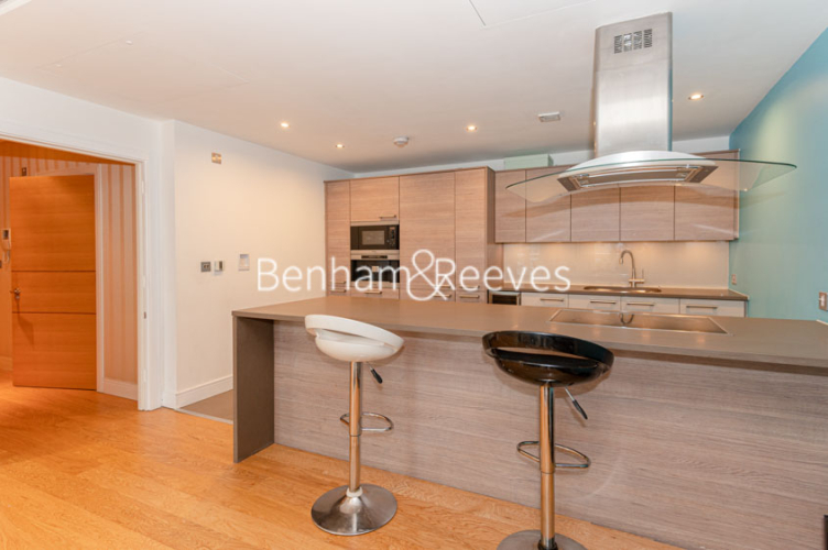 2  bedrooms flat to rent in Mahogany House, Lensbury Avenue, SW6-image 8