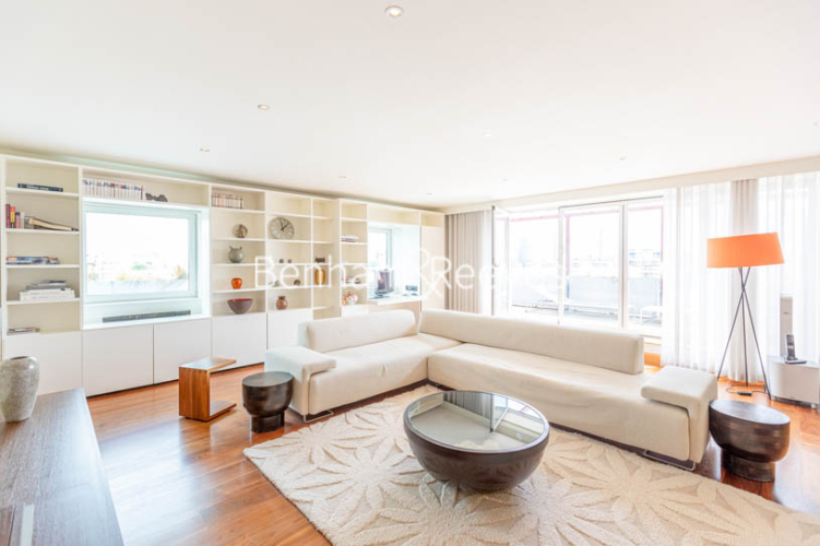 3 bedrooms flat to rent in Copthorne hotel, Fulham Road, SW6-image 1
