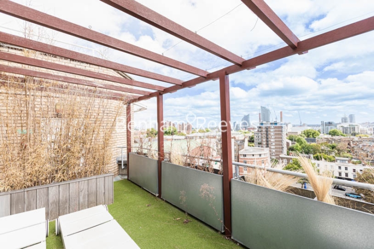 2  bedrooms flat to rent in Copthorne Hotel, Fulham Road, SW6-image 5