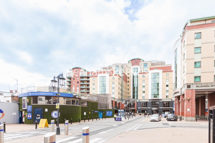 2  bedrooms flat to rent in Copthorne Hotel, Fulham Road, SW6-image 6