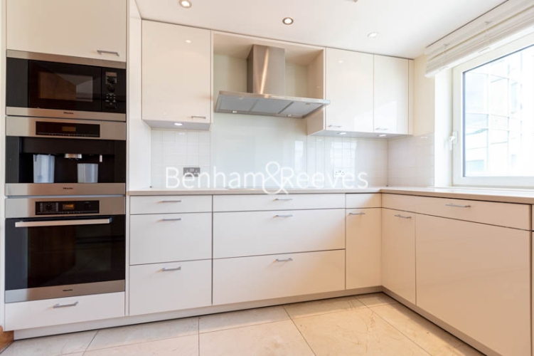 2  bedrooms flat to rent in Copthorne Hotel, Fulham Road, SW6-image 8
