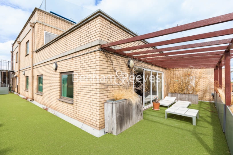 2  bedrooms flat to rent in Copthorne Hotel, Fulham Road, SW6-image 12