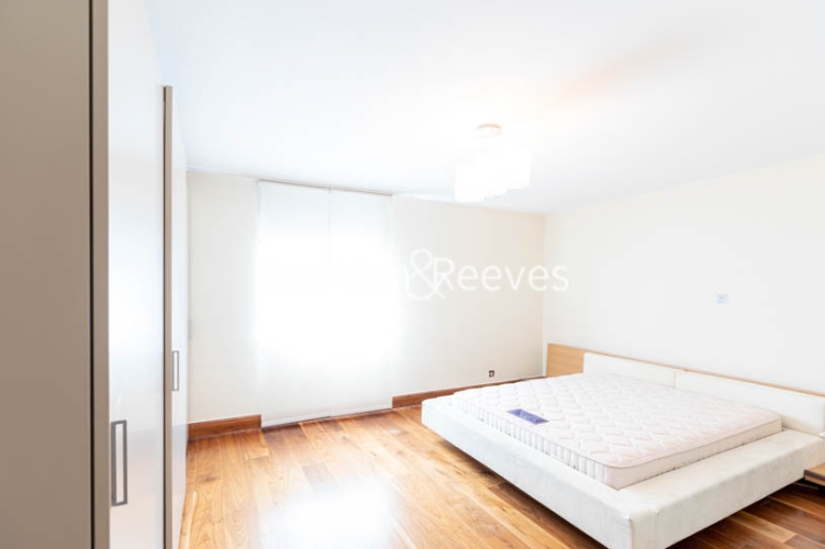 2  bedrooms flat to rent in Copthorne Hotel, Fulham Road, SW6-image 16