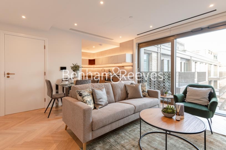 1  bedroom flat to rent in Hampton House, Kings Park Road, SW6-image 1