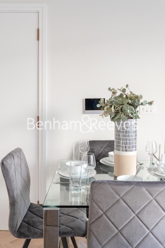 1 bedroom flat to rent in Hampton House, Kings Park Road, SW6-image 3