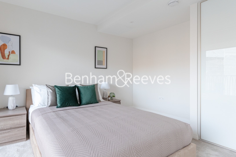 1  bedroom flat to rent in Hampton House, Kings Park Road, SW6-image 10