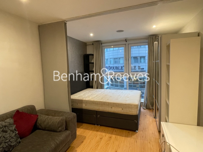 Studio flat to rent in Octavia House, Townmead Road, SW6-image 4