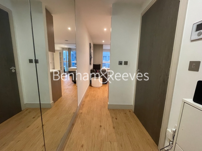 Studio flat to rent in Octavia House, Townmead Road, SW6-image 6
