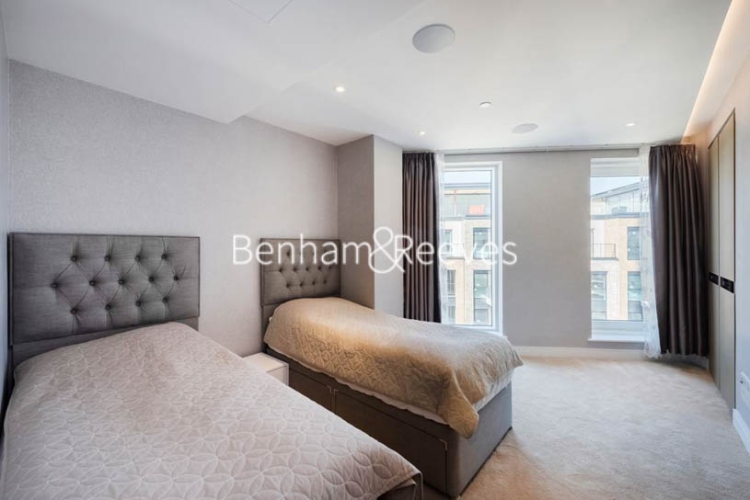 3 bedrooms flat to rent in Chelsea Creek Tower, 12 Park Street, SW6-image 9