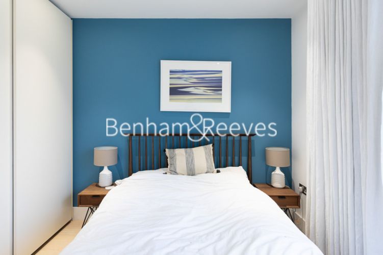 4 bedrooms flat to rent in Central Avenue, Hammersmith And Fulham, SW6-image 9