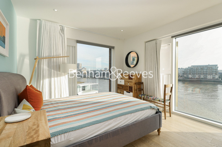4  bedrooms flat to rent in Central Avenue, Hammersmith And Fulham, SW6-image 13