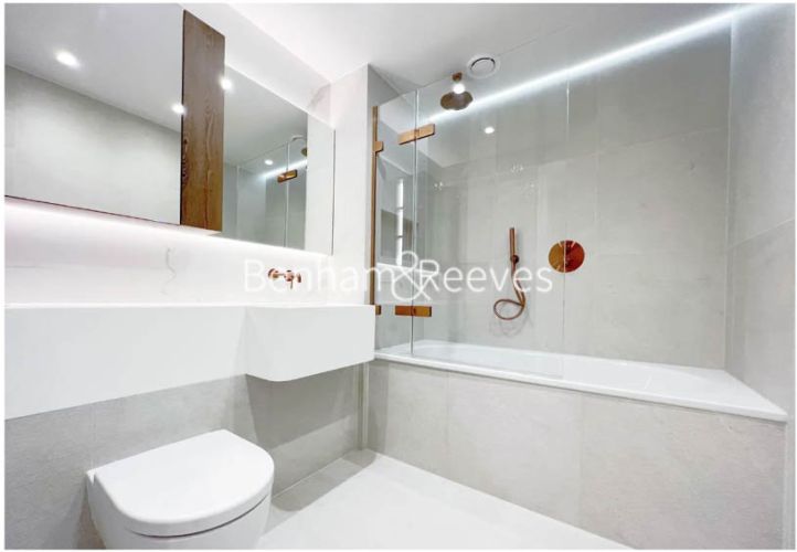 1  bedroom flat to rent in Hampton House, Kings Park Road, SW6-image 4