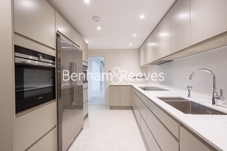 3  bedrooms flat to rent in Copthorne Hotel, Fulham Road, SW6-image 2