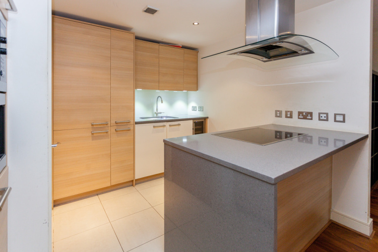 2 bedrooms flat to rent in Mahogany House, Lensbury Avenue, SW6-image 6