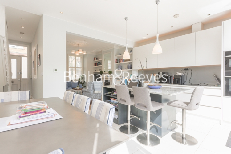 4 bedrooms house to rent in Filmer Road, Fulham, SW6-image 10