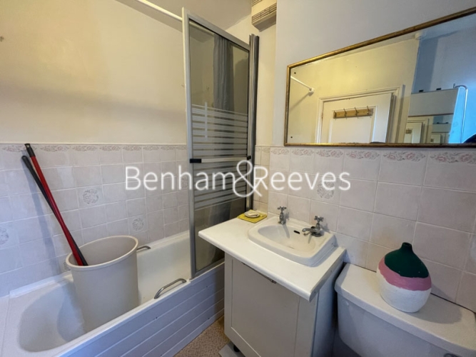 1  bedroom flat to rent in Reporton Road, Hammersmith And Fulham, SW6-image 4