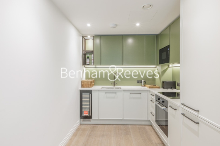 1 bedroom flat to rent in Westwood Building, Lockgate Road, SW6-image 2