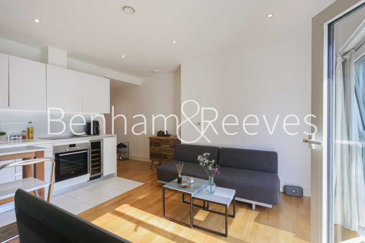 1  bedroom flat to rent in Flotilla House, Juniper Drive, SW18-image 1