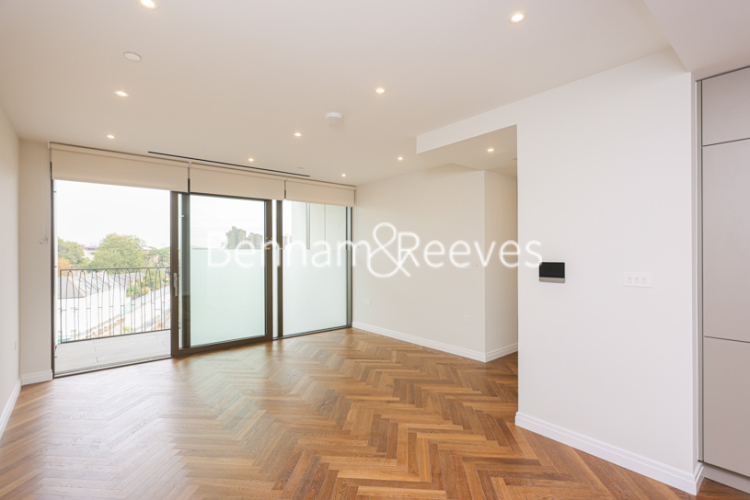 2 bedrooms flat to rent in Saxon House, Kings Road Park, SW6-image 1