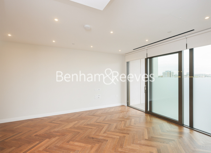 2 bedrooms flat to rent in Saxon House, Kings Road Park, SW6-image 11