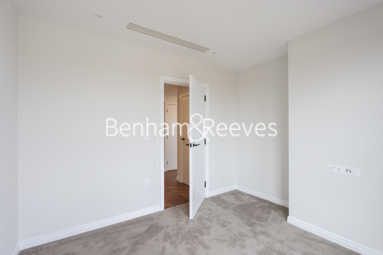 2 bedrooms flat to rent in Saxon House, Kings Road Park, SW6-image 17