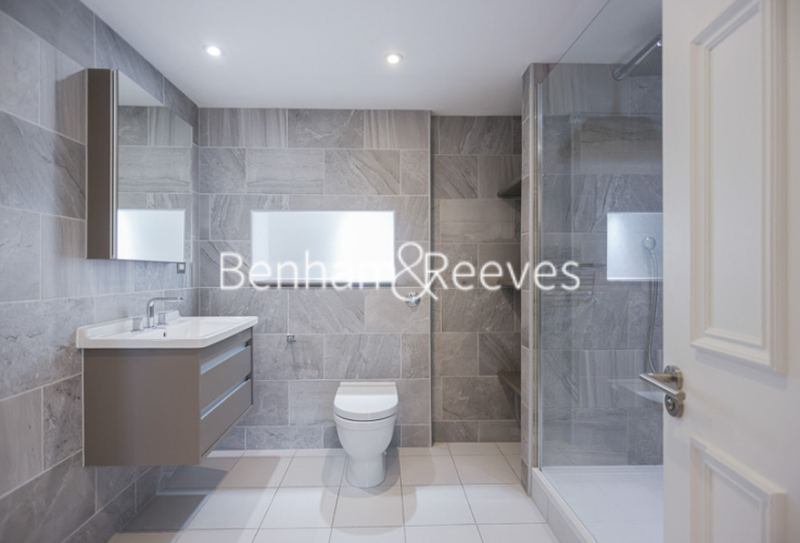 3 bedrooms flat to rent in Chelsea Village, Fulham Road, SW6-image 10