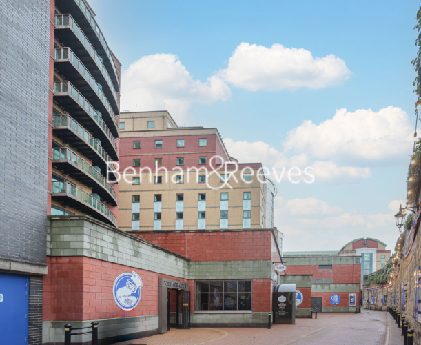 3  bedrooms flat to rent in Chelsea Village, Fulham Road, SW6-image 12