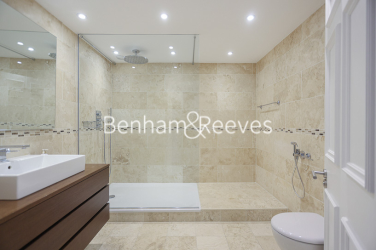 3  bedrooms flat to rent in Chelsea Village, Fulham Road, SW6-image 16