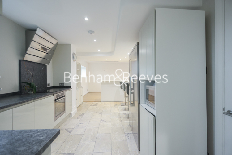 3  bedrooms flat to rent in Chelsea Village, Fulham Road, SW6-image 20